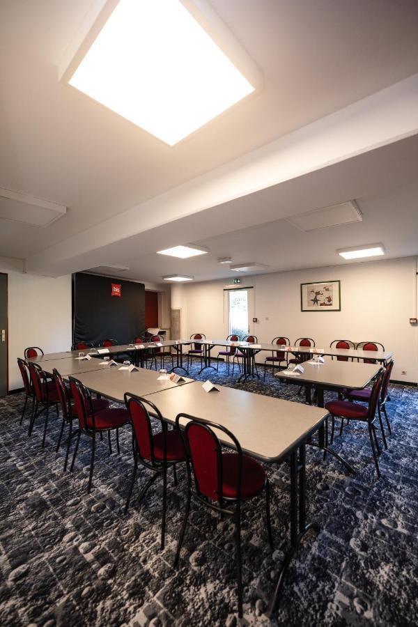 Hotel Ibis オータン エクステリア 写真